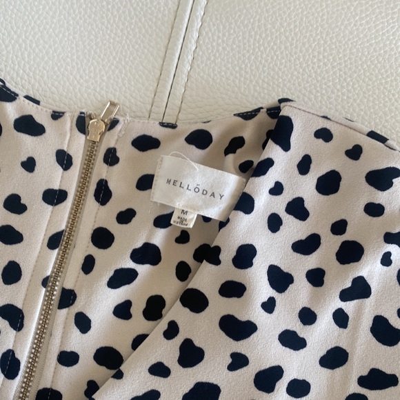 Blouse - Picture 2 of 4